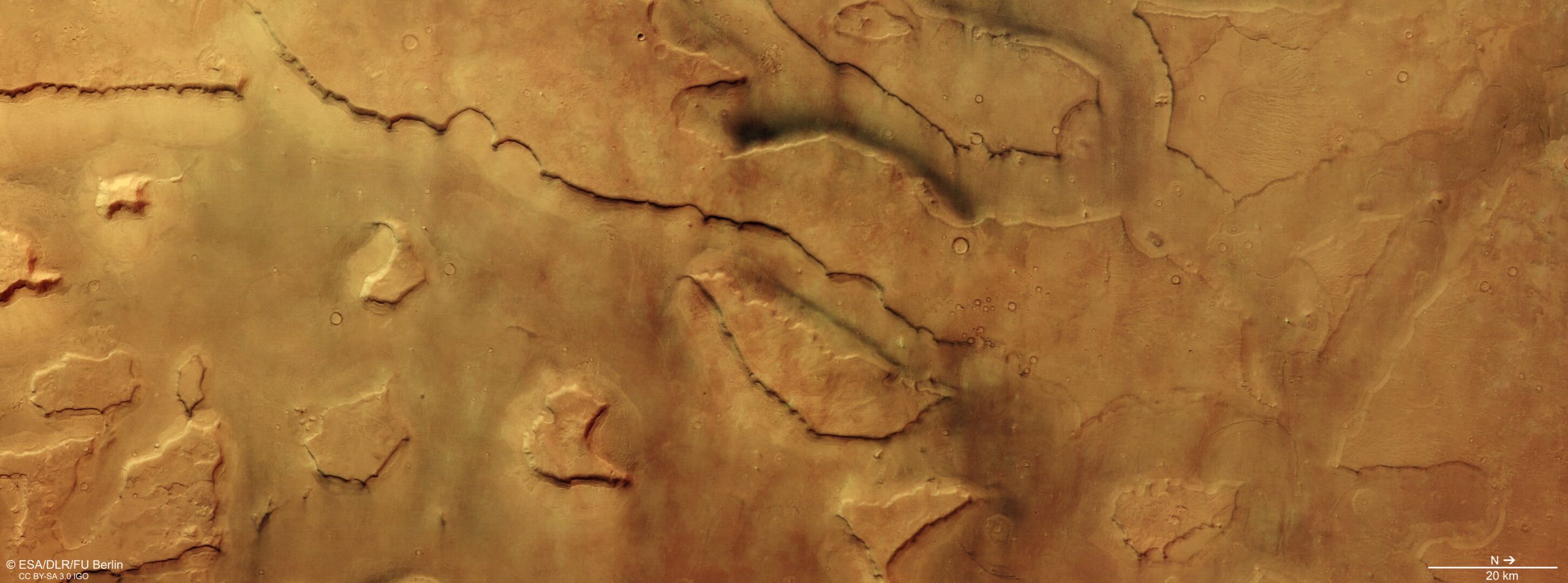 Mars Express détecte des dizaines de diables de poussière actifs sur Valles Mamers