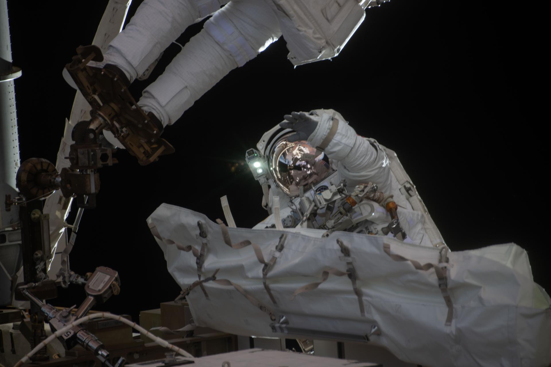 La NASA programme une sortie pour réparer l&rsquo;articulation du Canadarm2