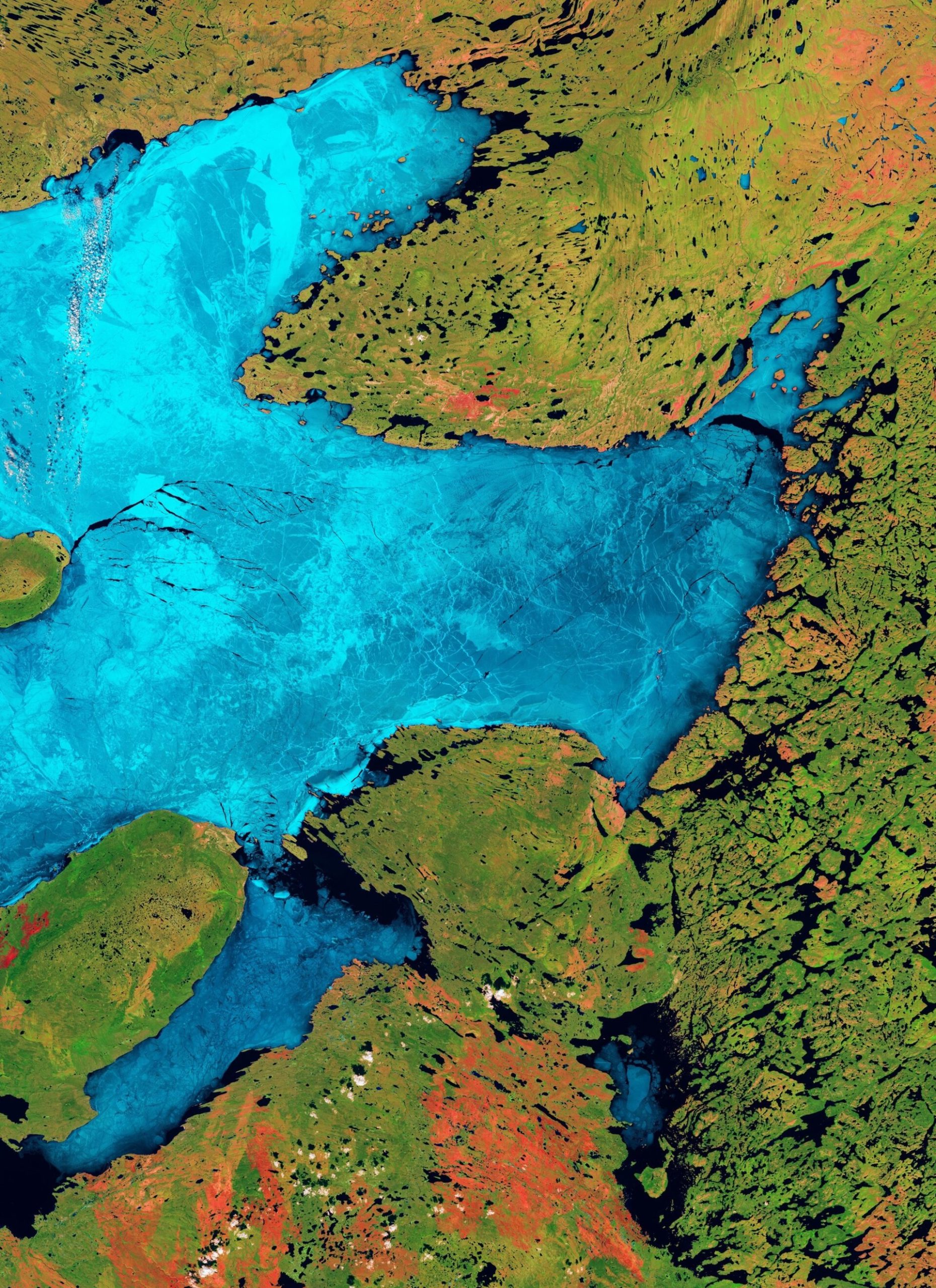 Sentinel-2 révèle les nuances de la fonte des glaces au Grand Lac de l&rsquo;Ours