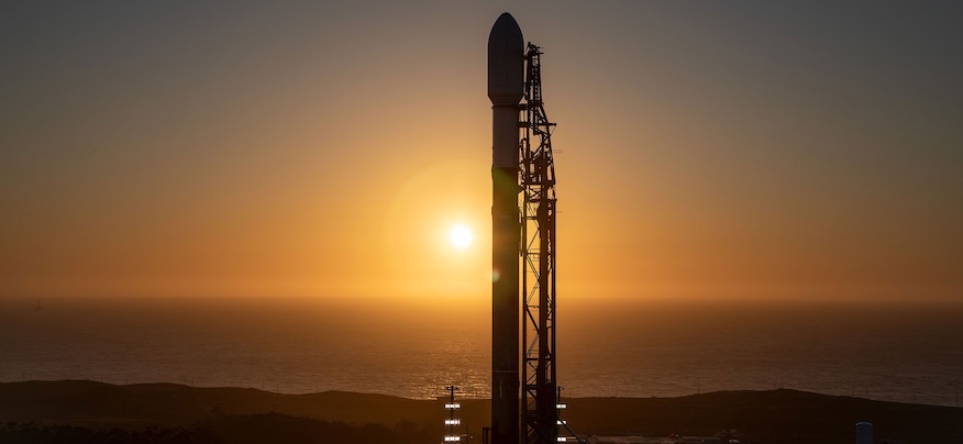 SpaceX met en orbite 24 satellites Starlink depuis Vandenberg SFB