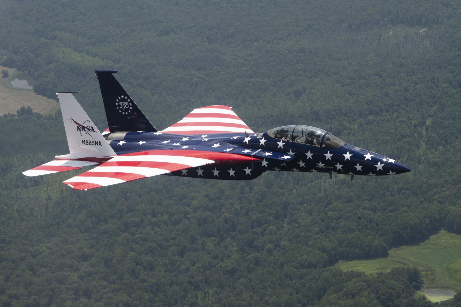 La NASA prépare le 250e anniversaire américain avec ses jets