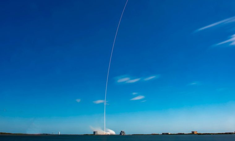 Chine : Chang&rsquo;e 7 cible le pôle sud lunaire ; SpaceX multiplie les Starlink