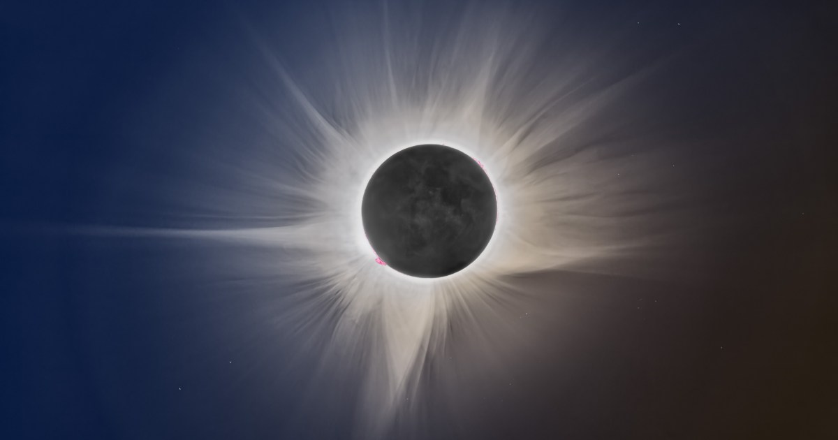 Une éclipse solaire révèle la couronne et les protubérances depuis l&rsquo;Espagne