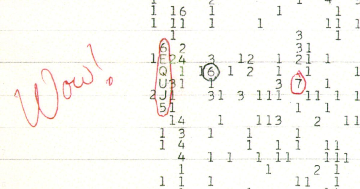 Big Ear détecte le signal Wow! en 1977, son origine reste incertaine