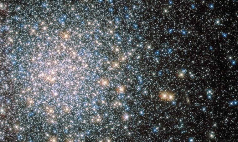 La Voie lactée compte plus de 150 amas globulaires aux étoiles primordiales