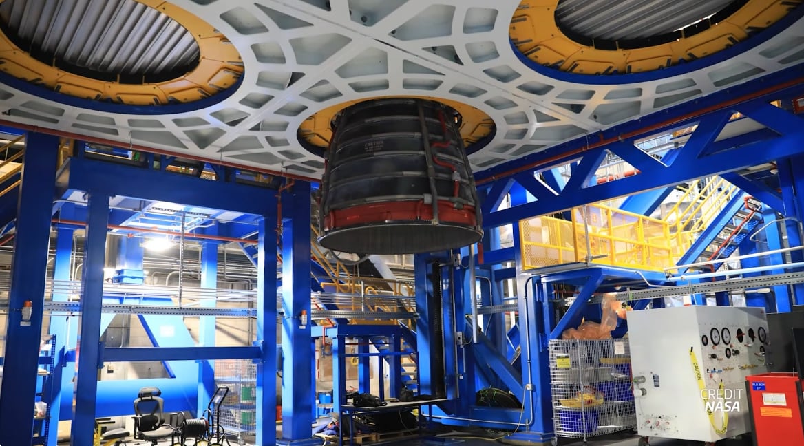 La production des lanceurs SLS s&rsquo;accélère pour les missions Artémis