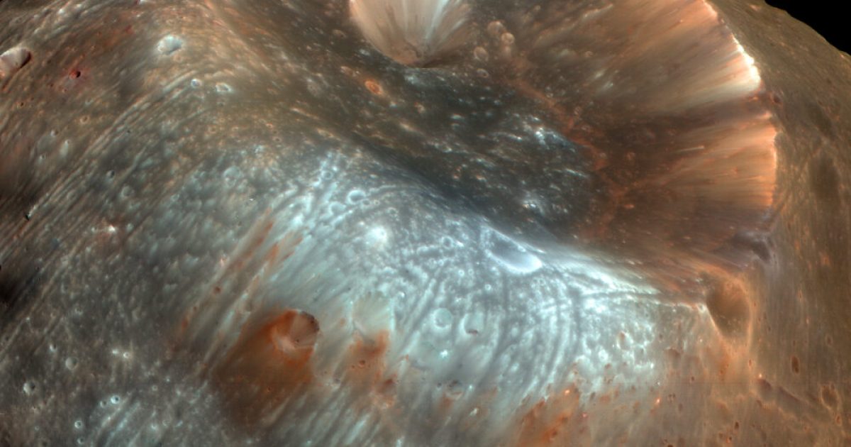 Asaph Hall découvre Phobos : la lune martienne révélée en août 1877