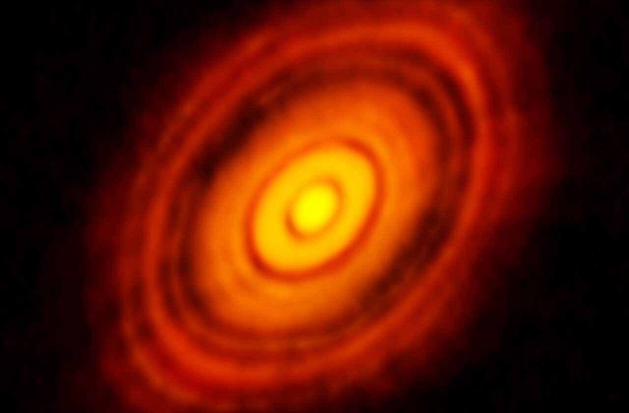 Une étude révèle la formation précoce des ingrédients planétaires dans l&rsquo;Univers