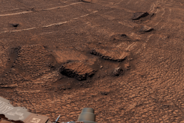 Le rover Curiosity détecte un vaste champ de polygones sur Mars