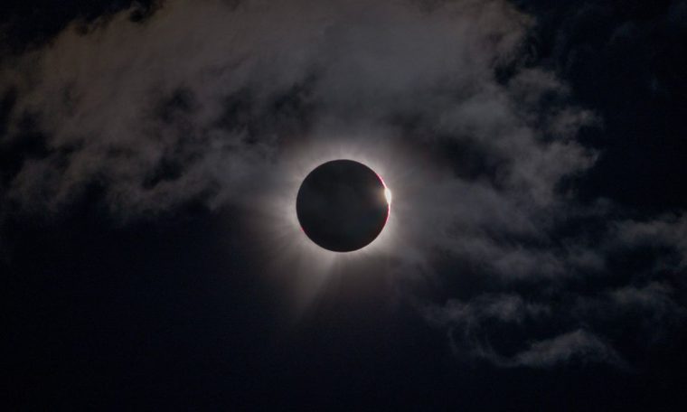 Éclipse solaire du 12 août 2026 : l&rsquo;entrée en totalité capturée
