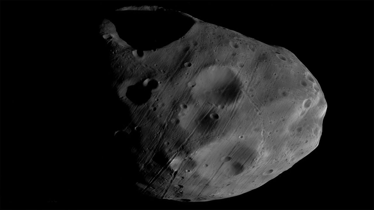 Le 17 août 1877 : Asaph Hall confirme la détection de Phobos
