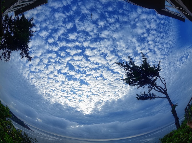 Le 11 septembre, la Société des Nuages lance un atlas atmosphérique mondial